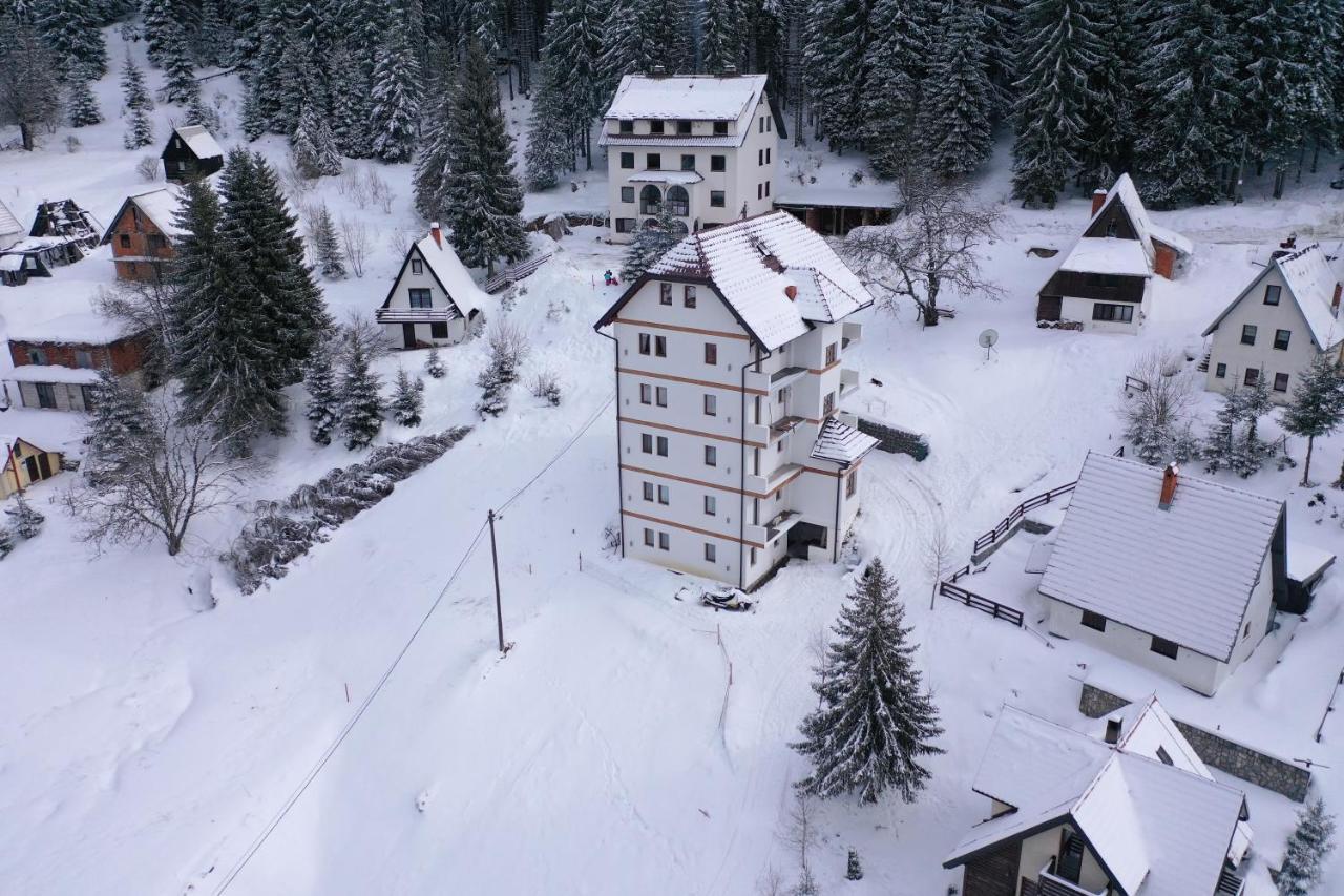 Apartment Petrovic Kopaonik Bagian luar foto