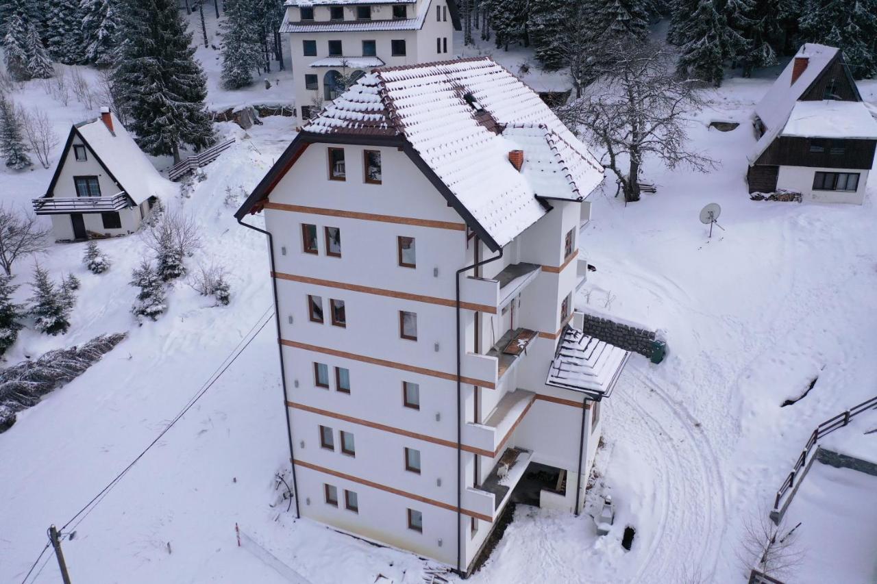 Apartment Petrovic Kopaonik Bagian luar foto